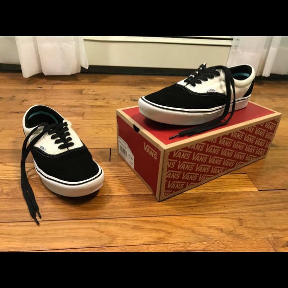 vans mens comfycush era